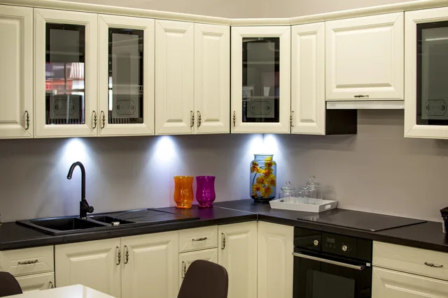 house, home, residential, rooms, kitchen, dining, cabinets, drawers, storage, lighting, table, chairs, brown home, brown house, brown kitchen, brown room, brown table, kitchen, kitchen, kitchen, kitchen, kitchen, cabinets, cabinets, cabinets. Adaptable kitchens comparison: plan the need first